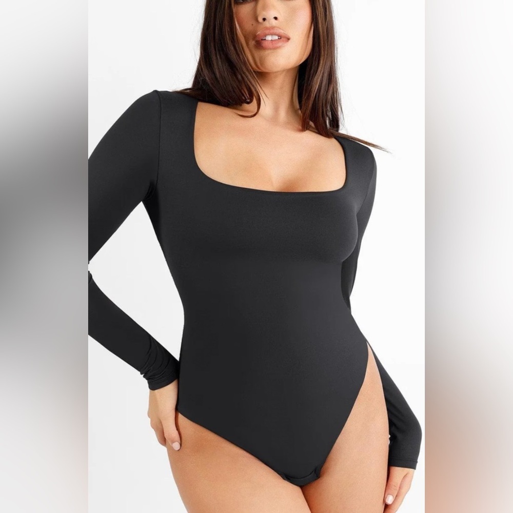 POPILUSH SQUARE NECK CONTOUR BODYSUIT - Picture 3 of 16